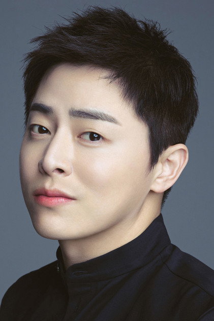 チョ・ジョンソク (조정석)のプロフィール画像