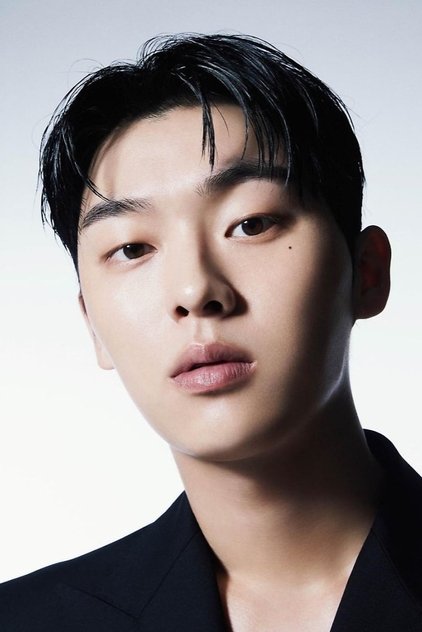 チェ・ヒョヌク (최현욱)のプロフィール画像